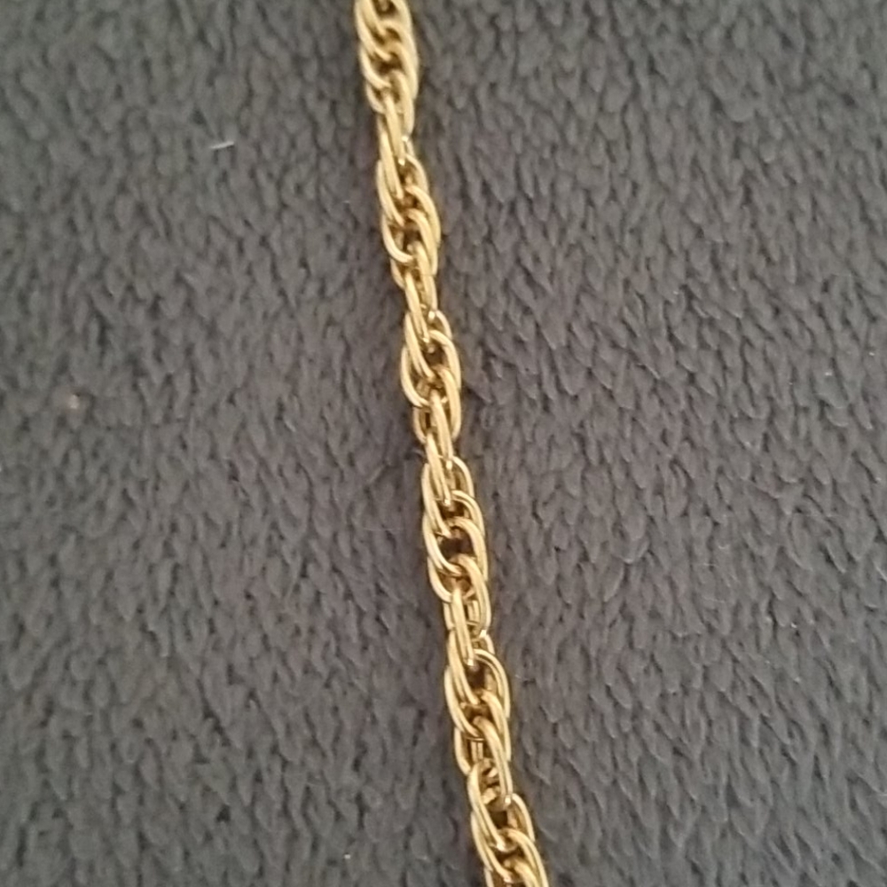 14k Yellow Gold 24" 4MM Box Chain - Picture 7 of 13